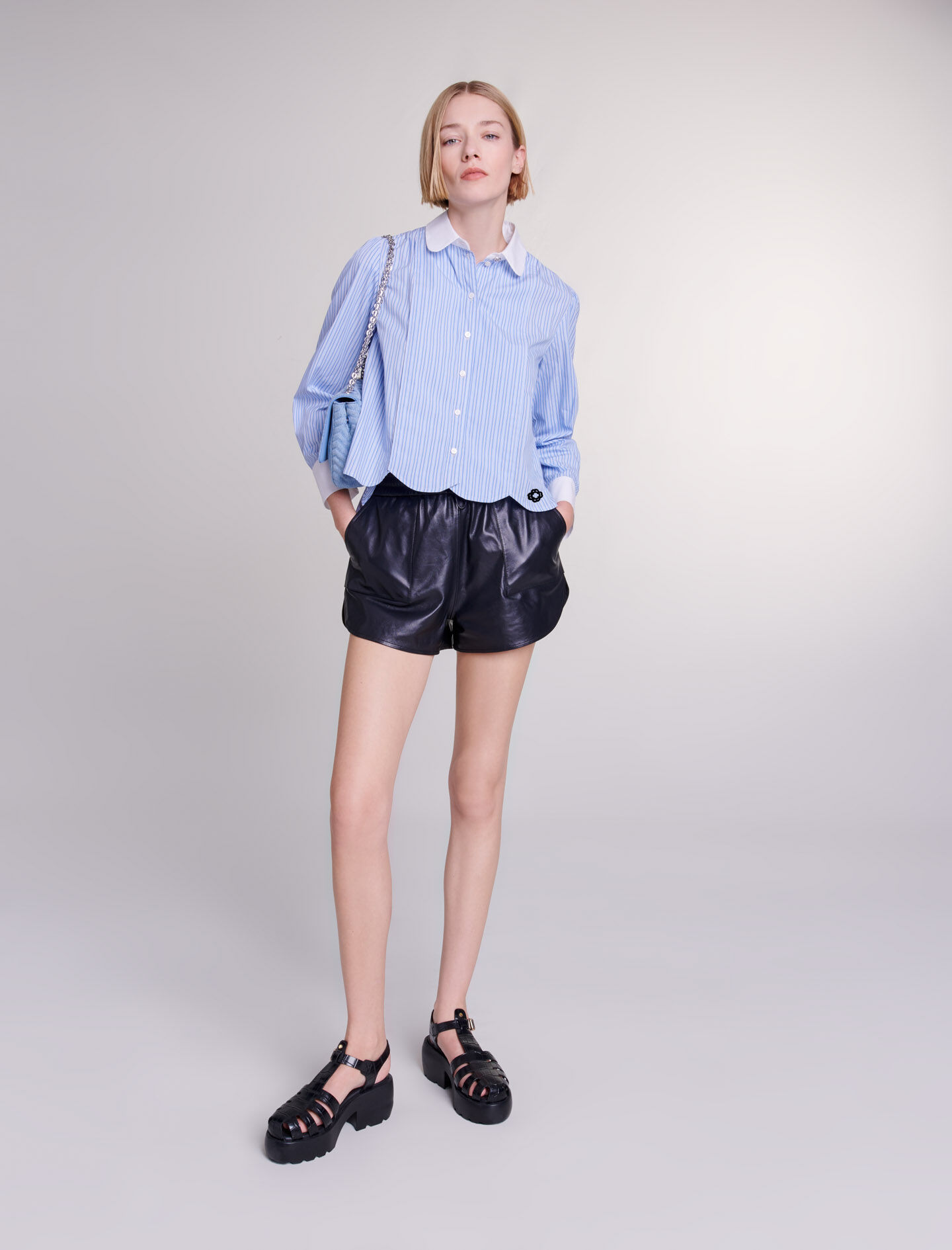 Chemise a rayures contrastees