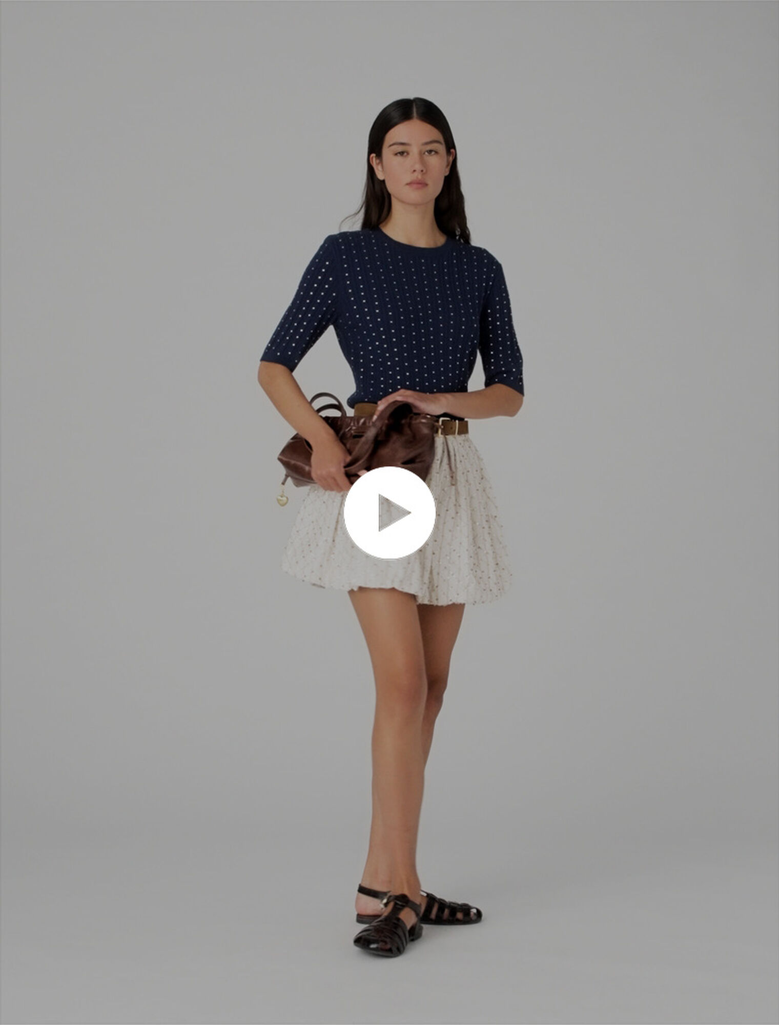 Pull strass&eacute; &agrave; col rond