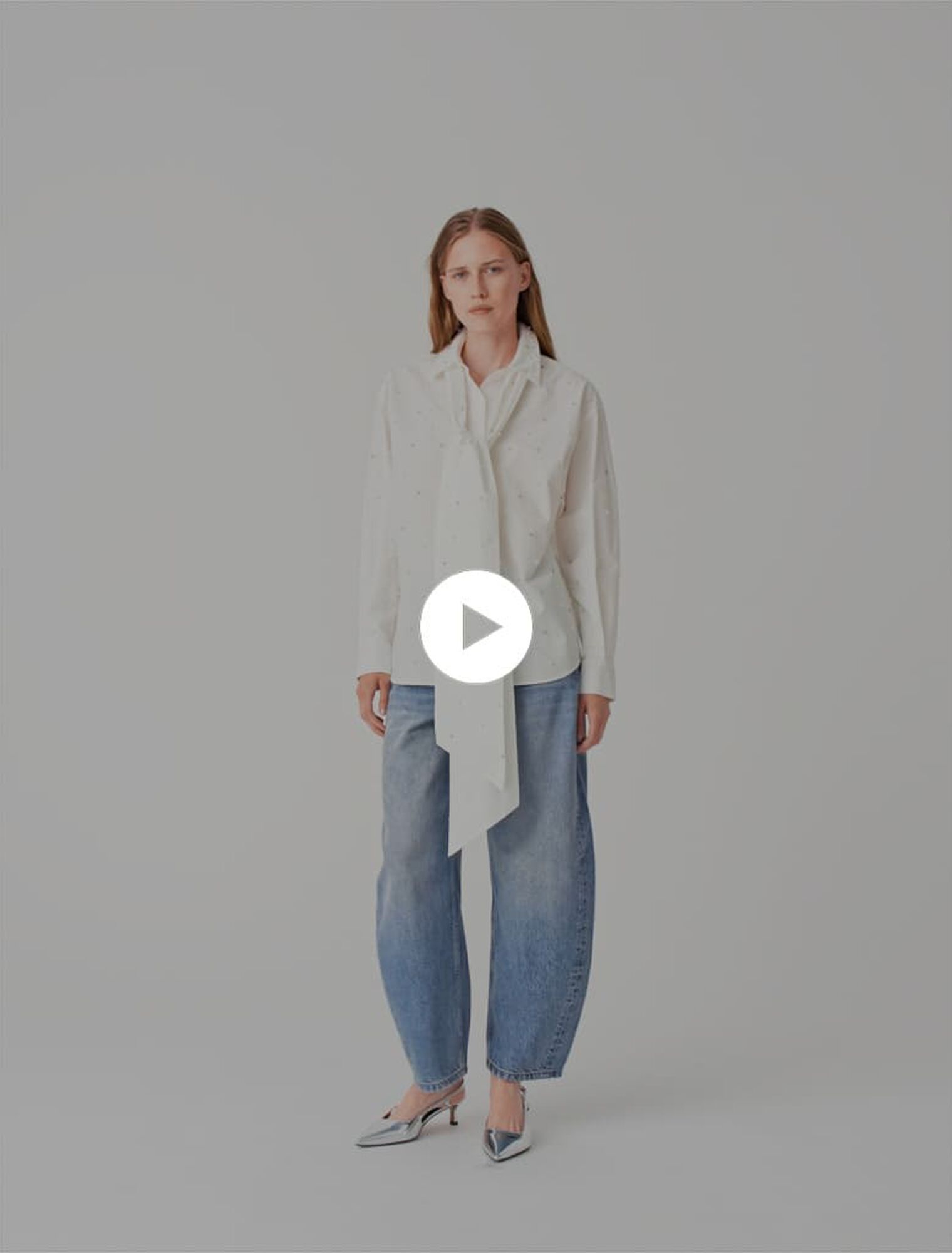 Chemise strass&eacute; avec cravate