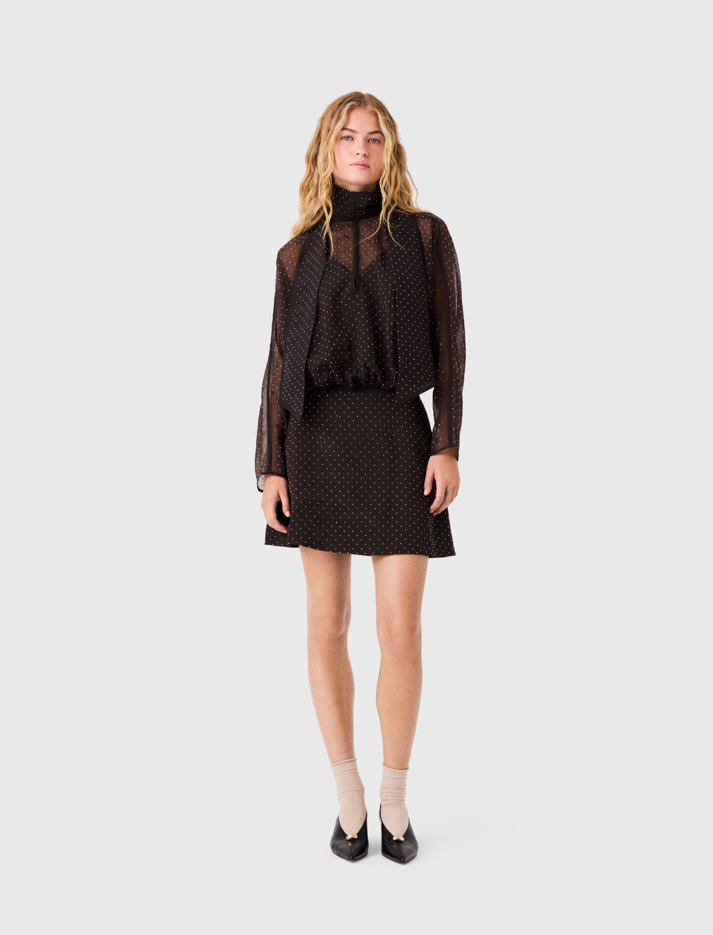 Robe Courte Strassée À Lavallière - Marron Fonce - Taille 40 - Maje
