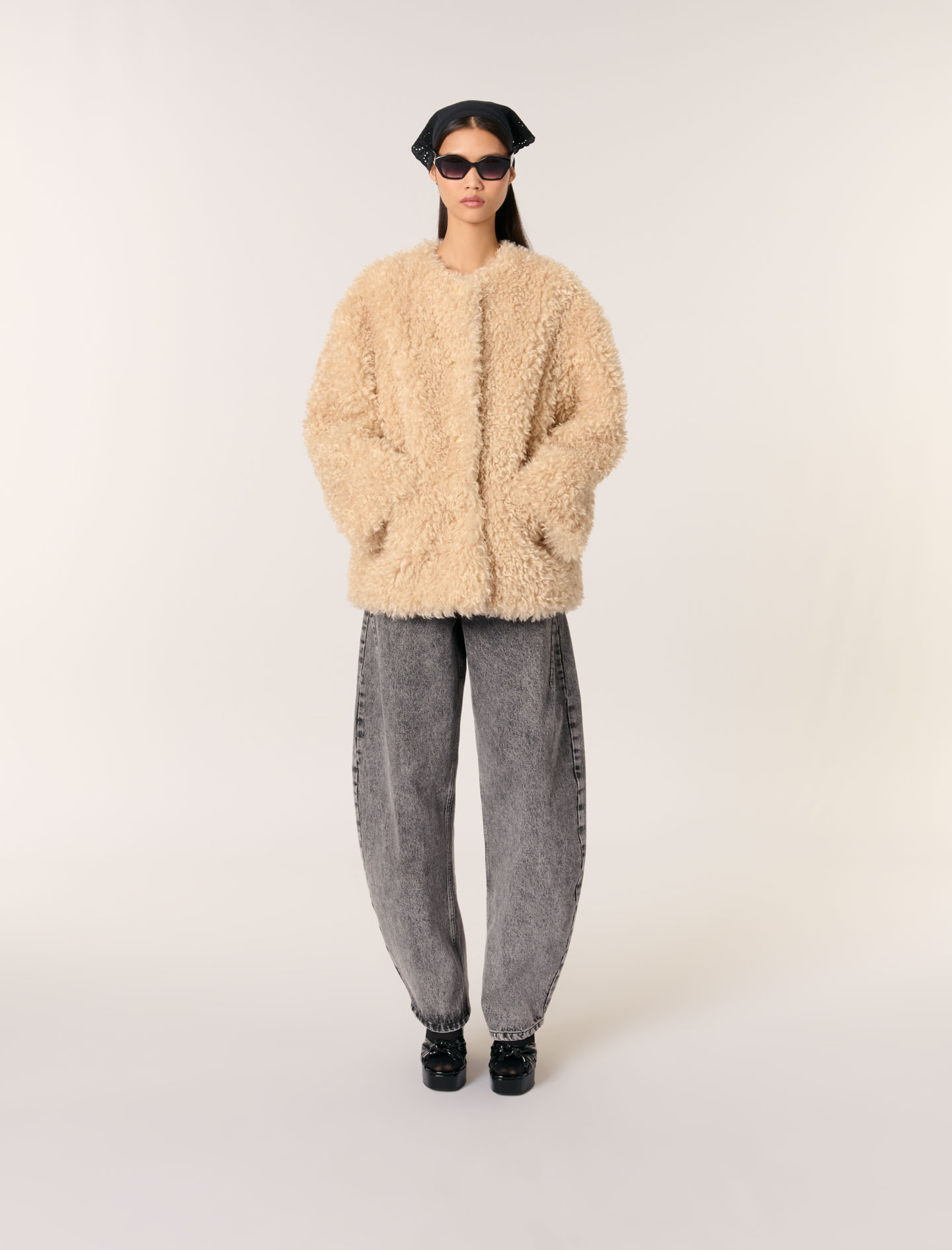 Manteau Court En Fausse Fourrure - Maje - Modalova